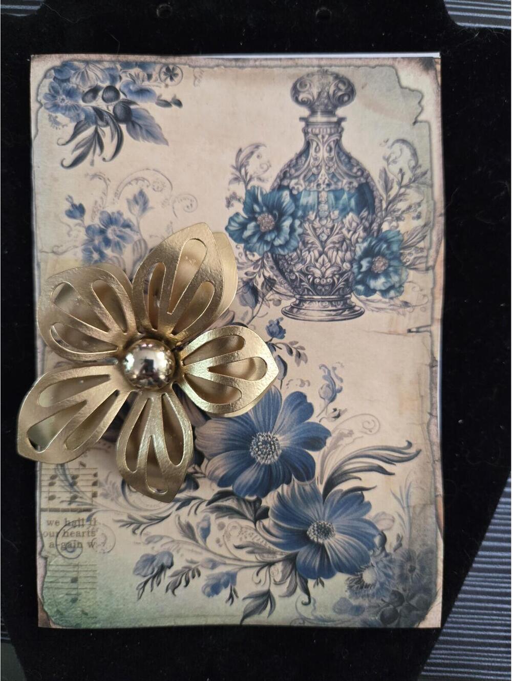 Vintage style Floral Decorative Card with Gold Vintage Flower Brooch